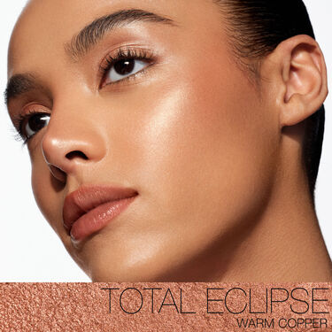 LIGHT REFLECTING&trade; LUMINIZING POWDER REFILL, NARS Gezicht