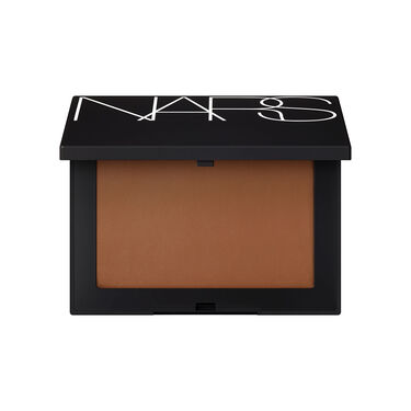 Poudre compacte fixante Light Reflecting, NARS Maquillage