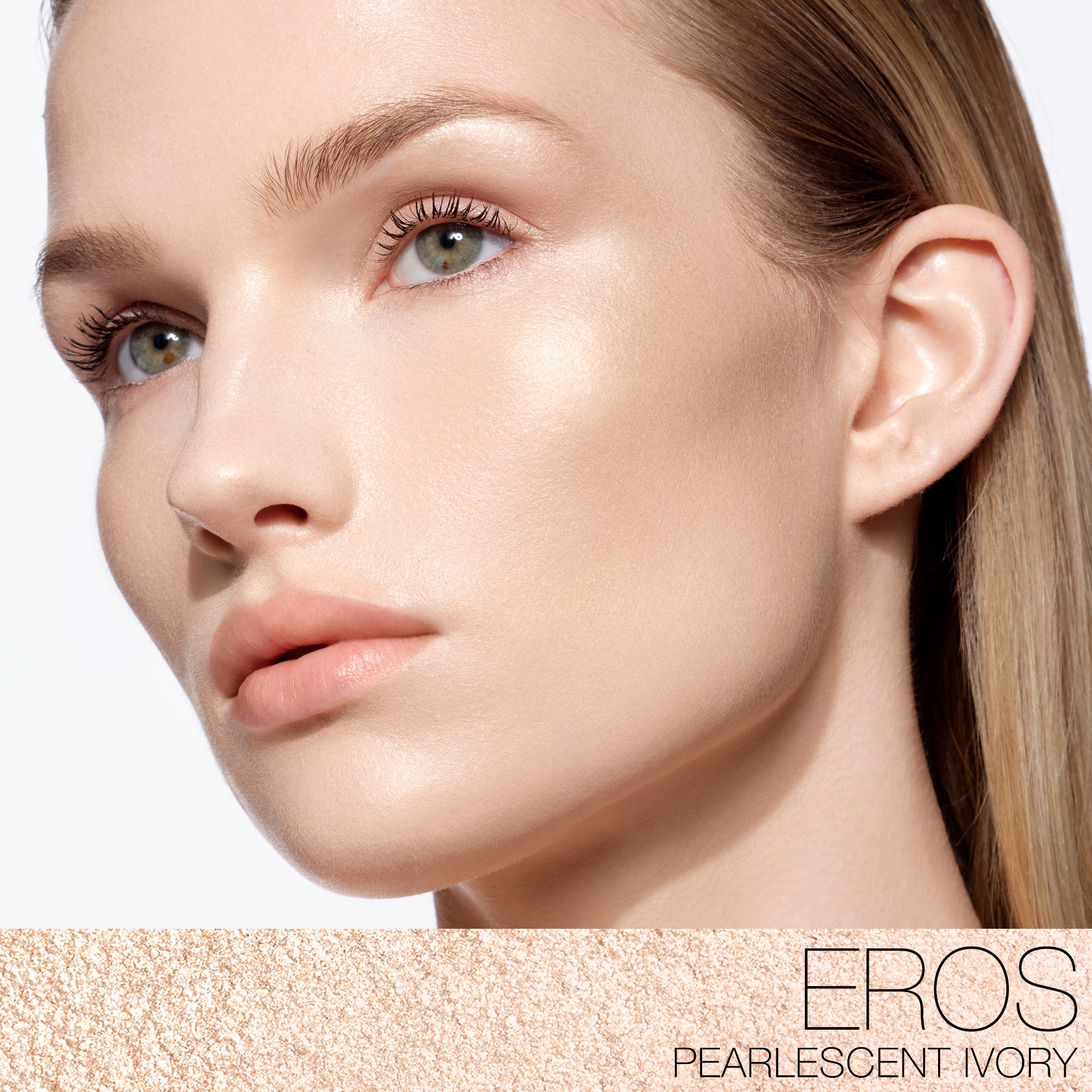 LIGHT REFLECTING™ LUMINIZING POWDER REFILL, NARS Gezicht LIGHT REFLECTING™ LUMINIZING POWDER REFILL, NARS Gezicht