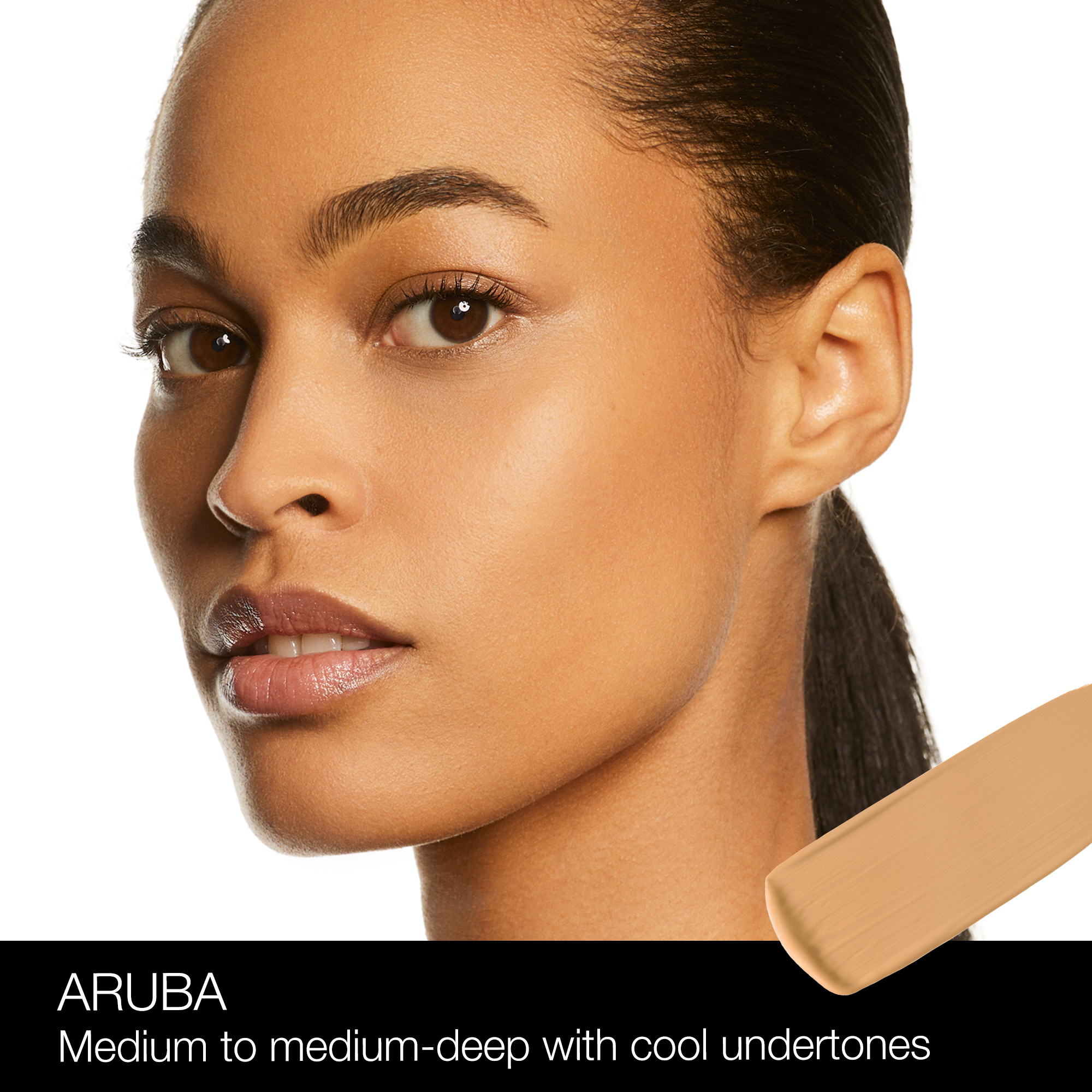 Soft Matte Complete Foundation, NARS Gezicht