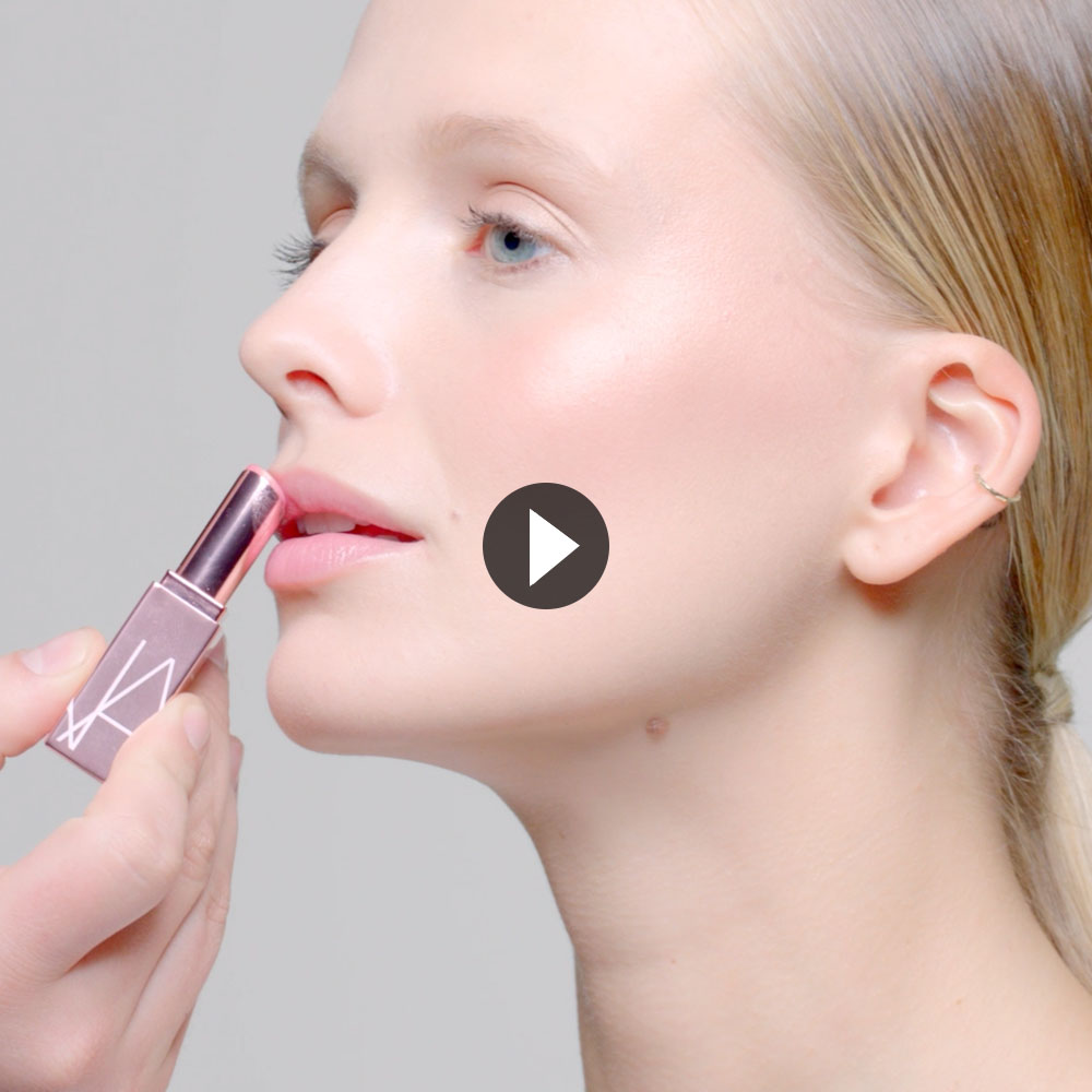 DE HOW-TO: ORGASM AFTERGLOW LIP BALM